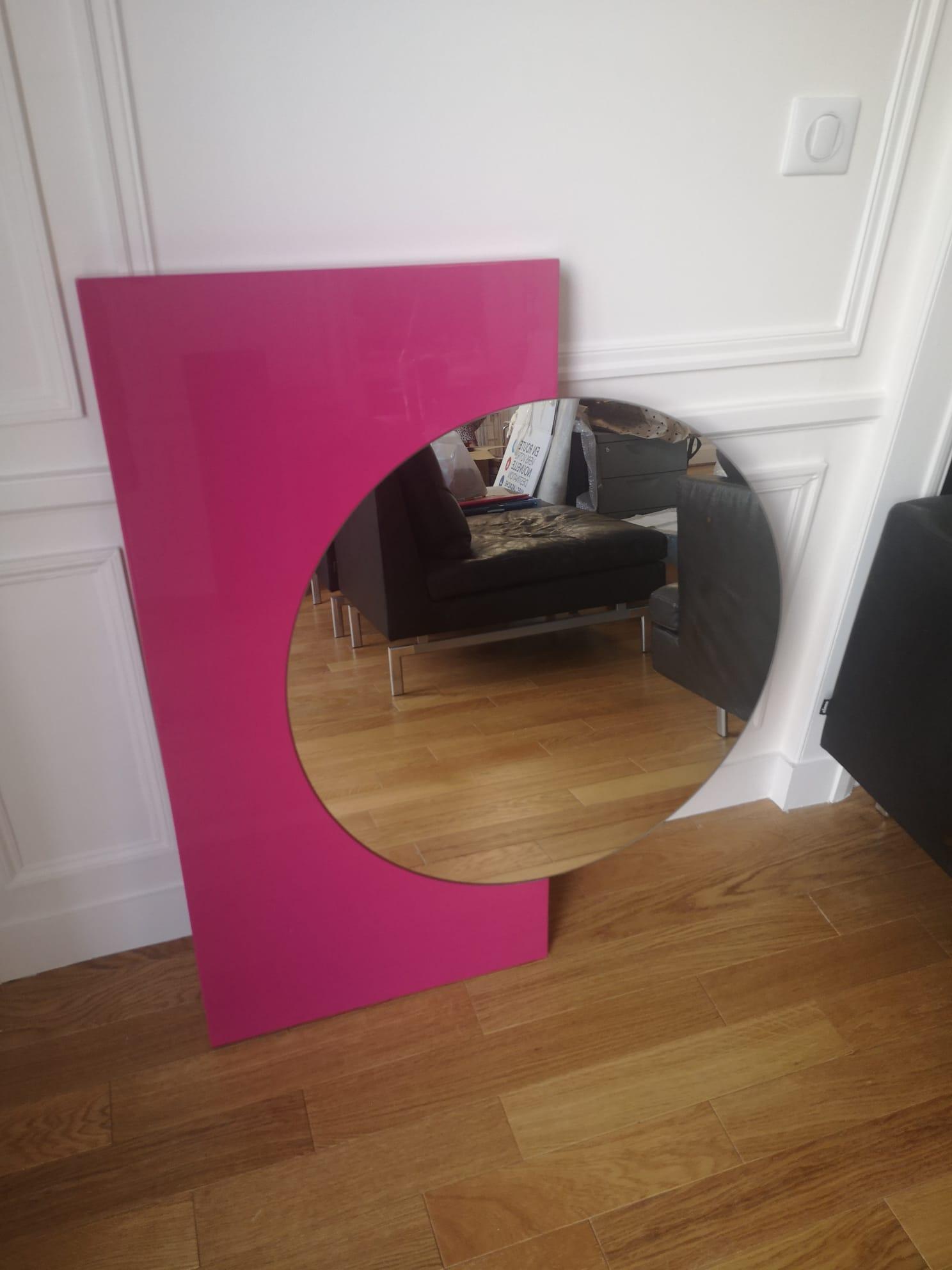 Italian mirror in barbie girl mode