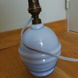 Lampe verre soufflé opaline bleu ciel