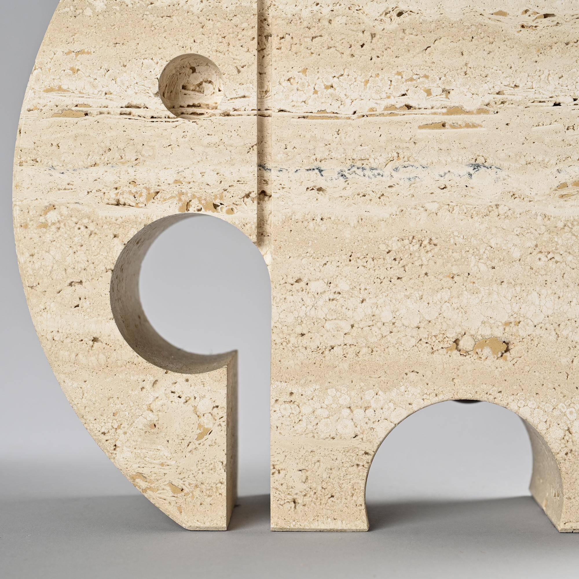 Paire de lampes de table "Éléphant" en travertin par Fratelli Mannelli, vers 1970