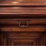 A historic cupboard from the end of the 19th century.