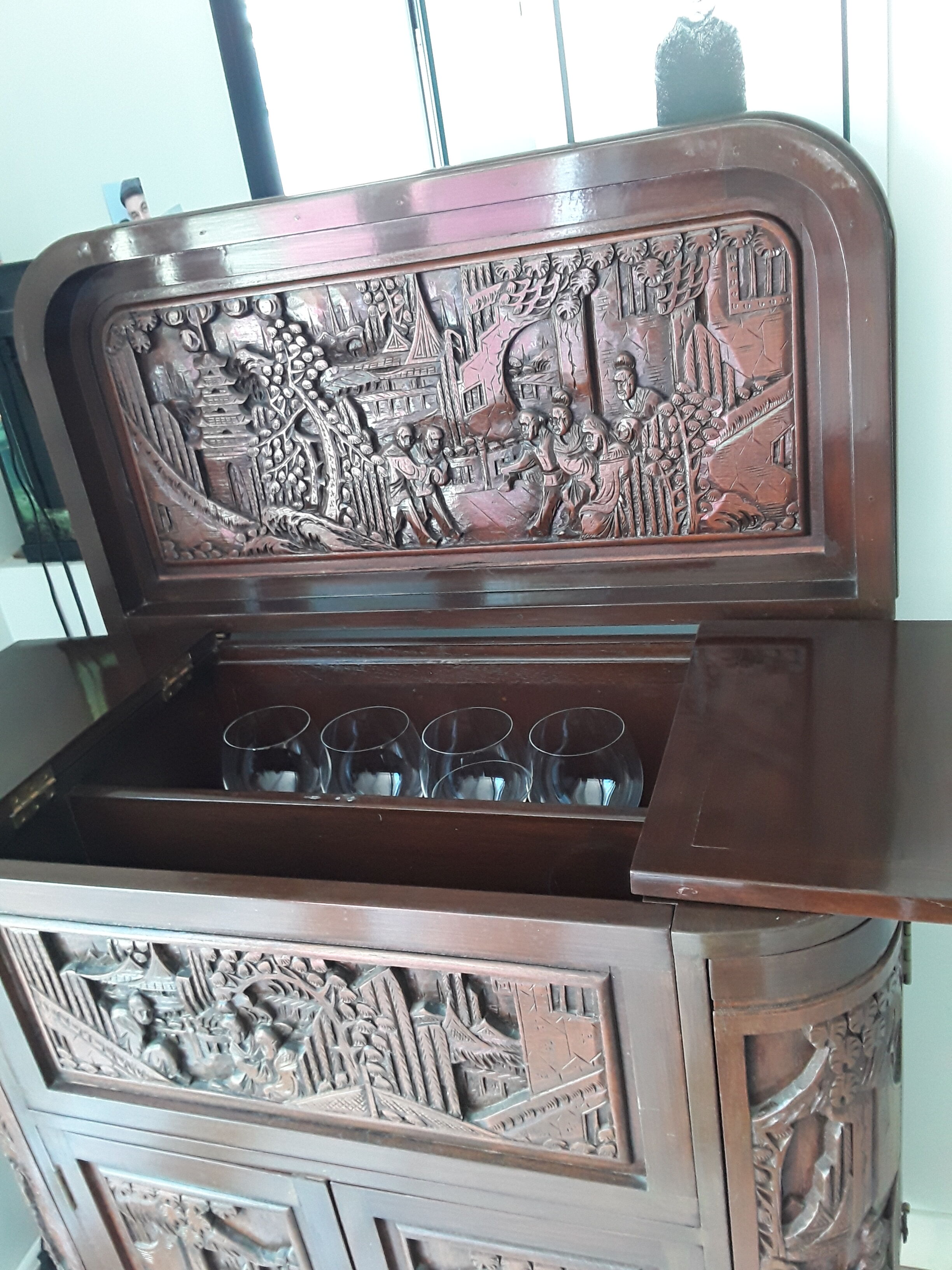 Chinese bar furniture