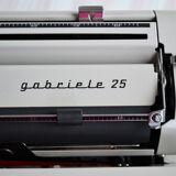 Triumph Gabriele 25 portable typewriter