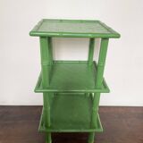 Table with 3 wood and bamboo trays