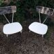 Duo de chaises en formica
