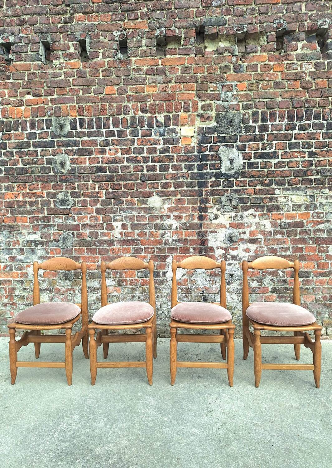 Set of 4 Guillerme and Chambron Charlotte model chairs, vintage seats