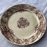 Lot de 6 assiettes  plates  anciennes variées