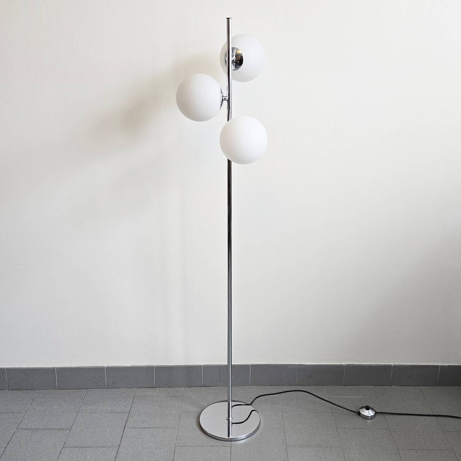 Vintage floor lamp 1970