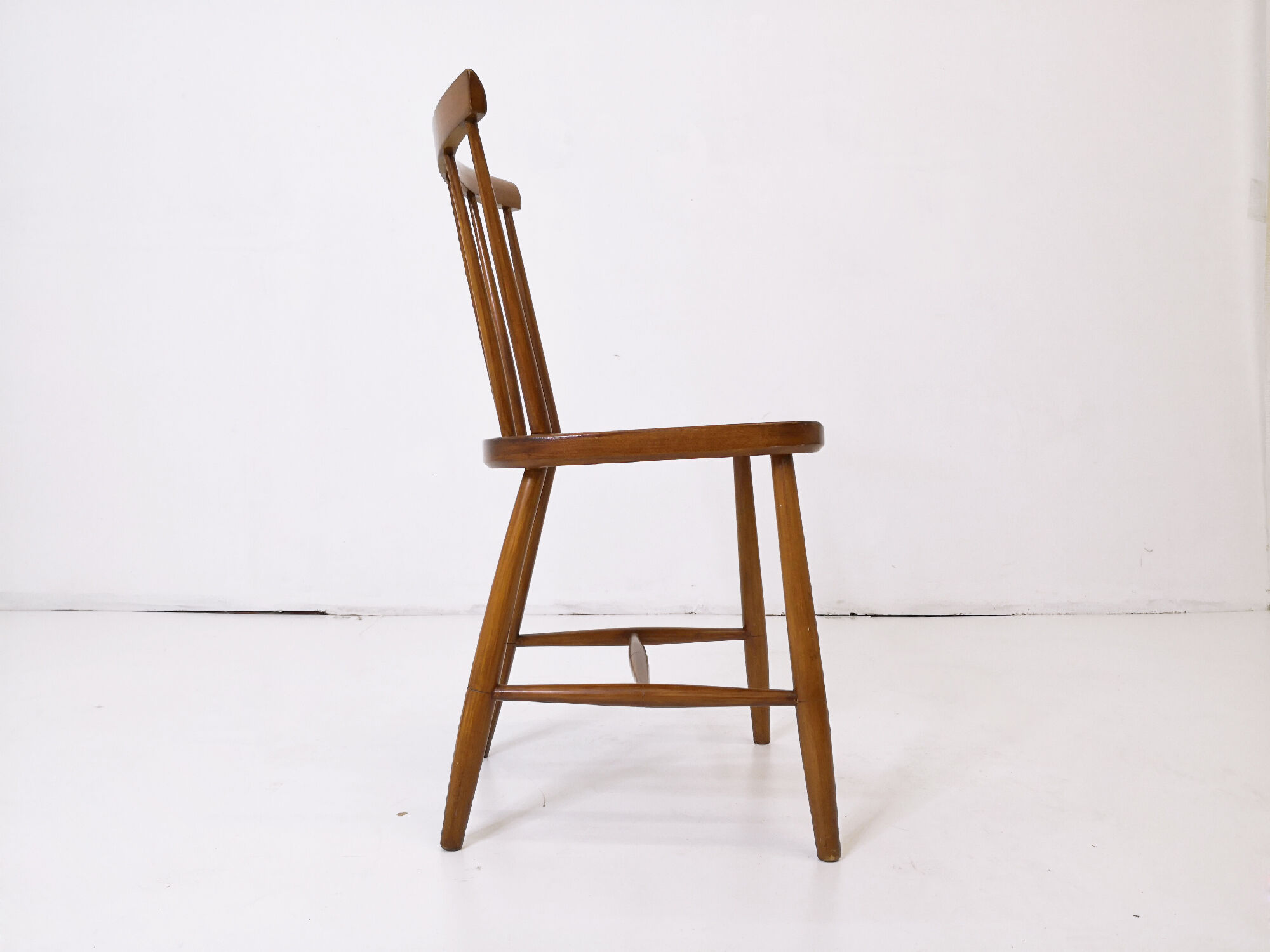Suite of 4 scandinavian bistro chairs from the 60s