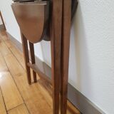 Folding round coffee table