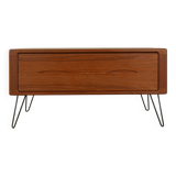 Buffet bas des années 1960 par Dyrlund