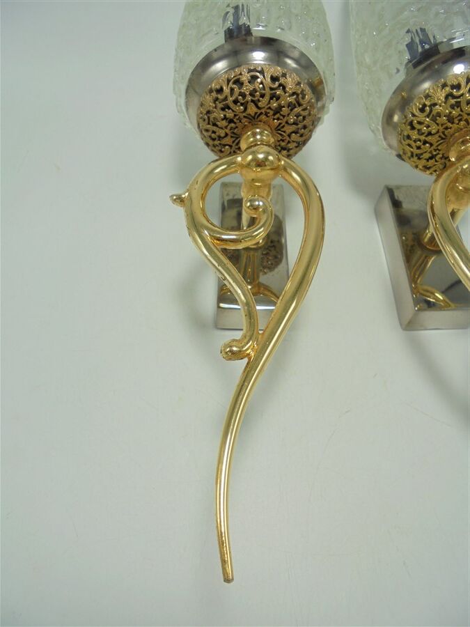Pair of wall sconces