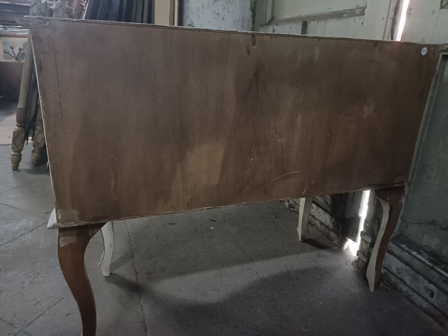 Italian painted chest of drawers