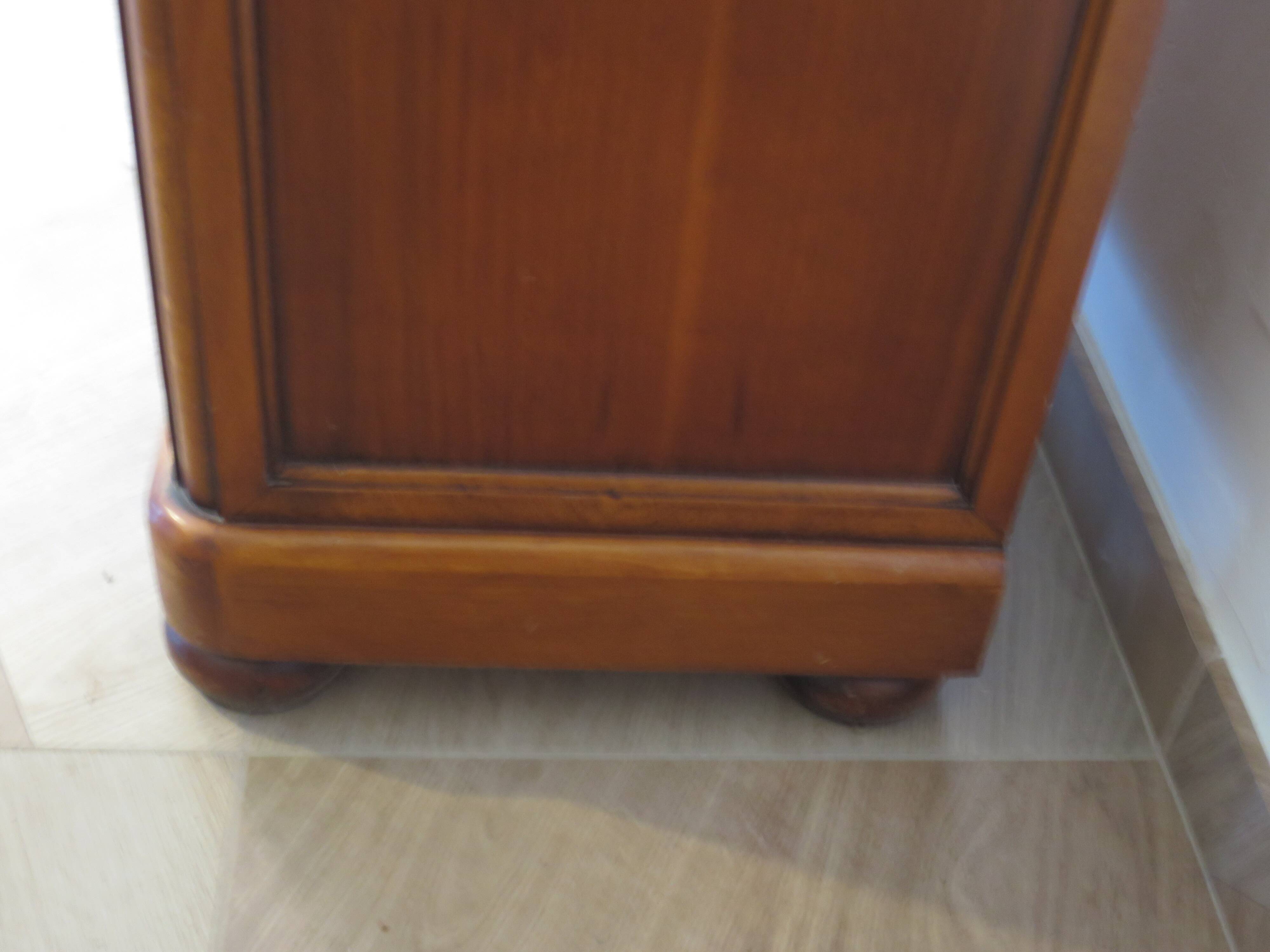 Rare Louis Philippe chest of drawers with 7 drawers from the 80s in cherry wood