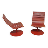 Marcus Arvonen pour Ikea (PS 2009) - 2 fauteuils pivotants Brygga rouges