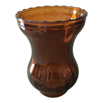 Amber glass tulip for suspension or kerosene lamp. Hemmed edge