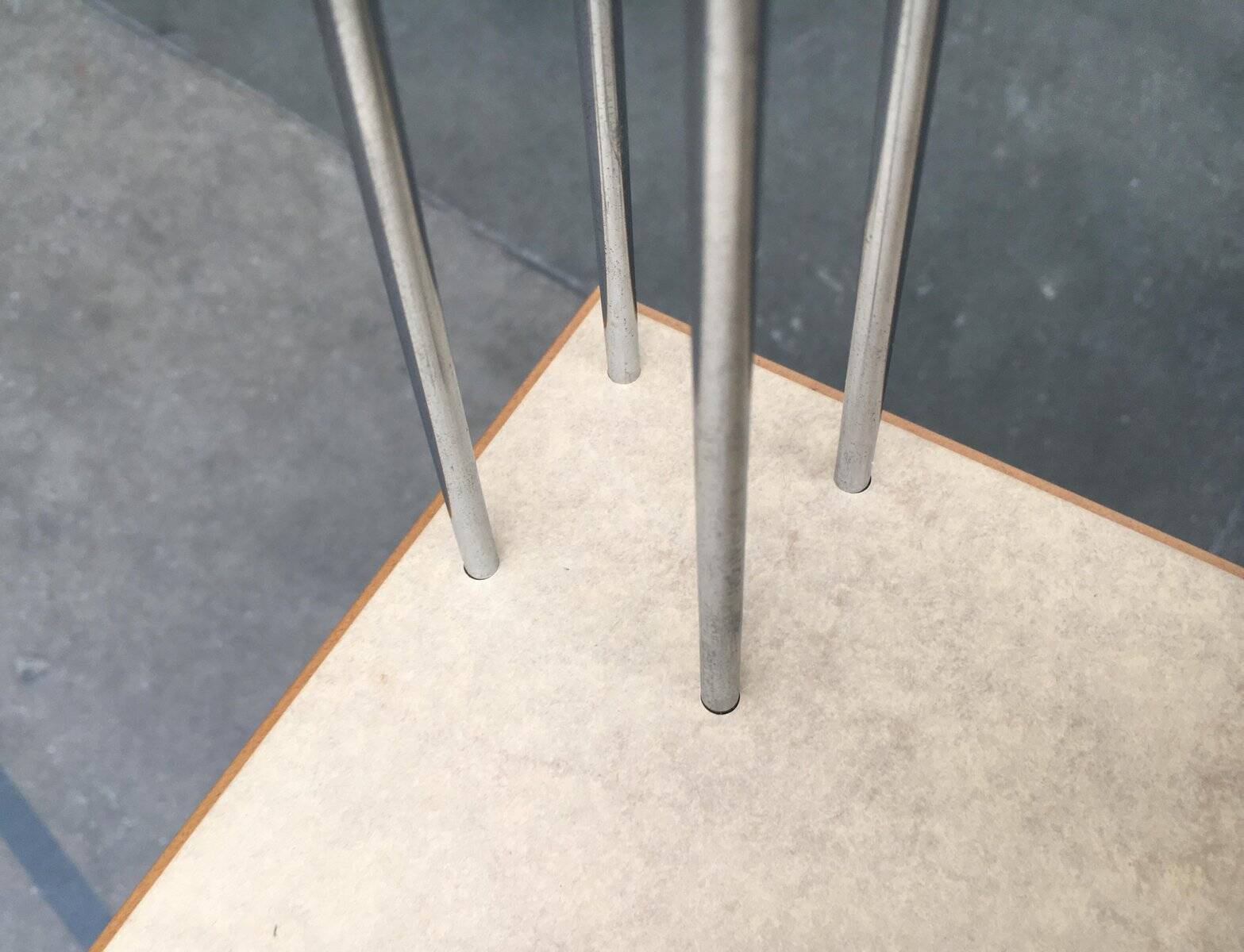 Vintage side table with hairpin legs from Denmark by Pin Age.