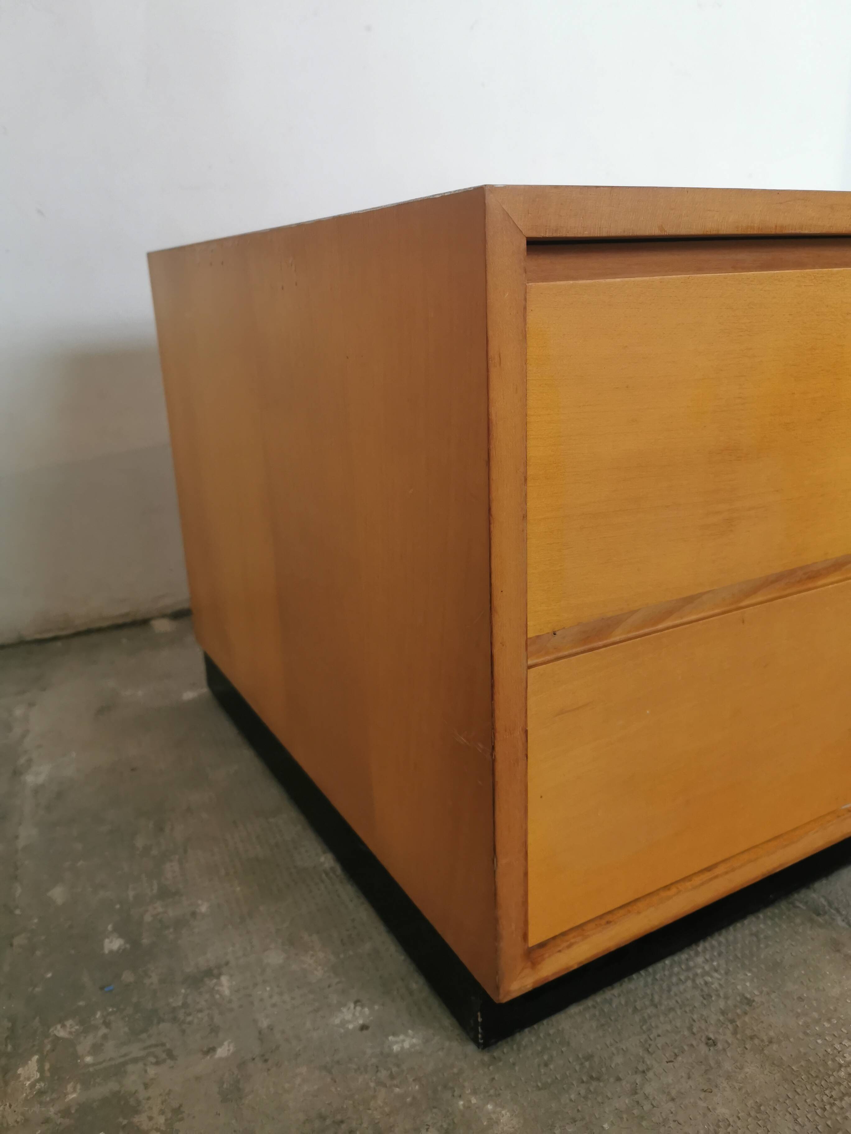 Wk Mobel low chest of drawers