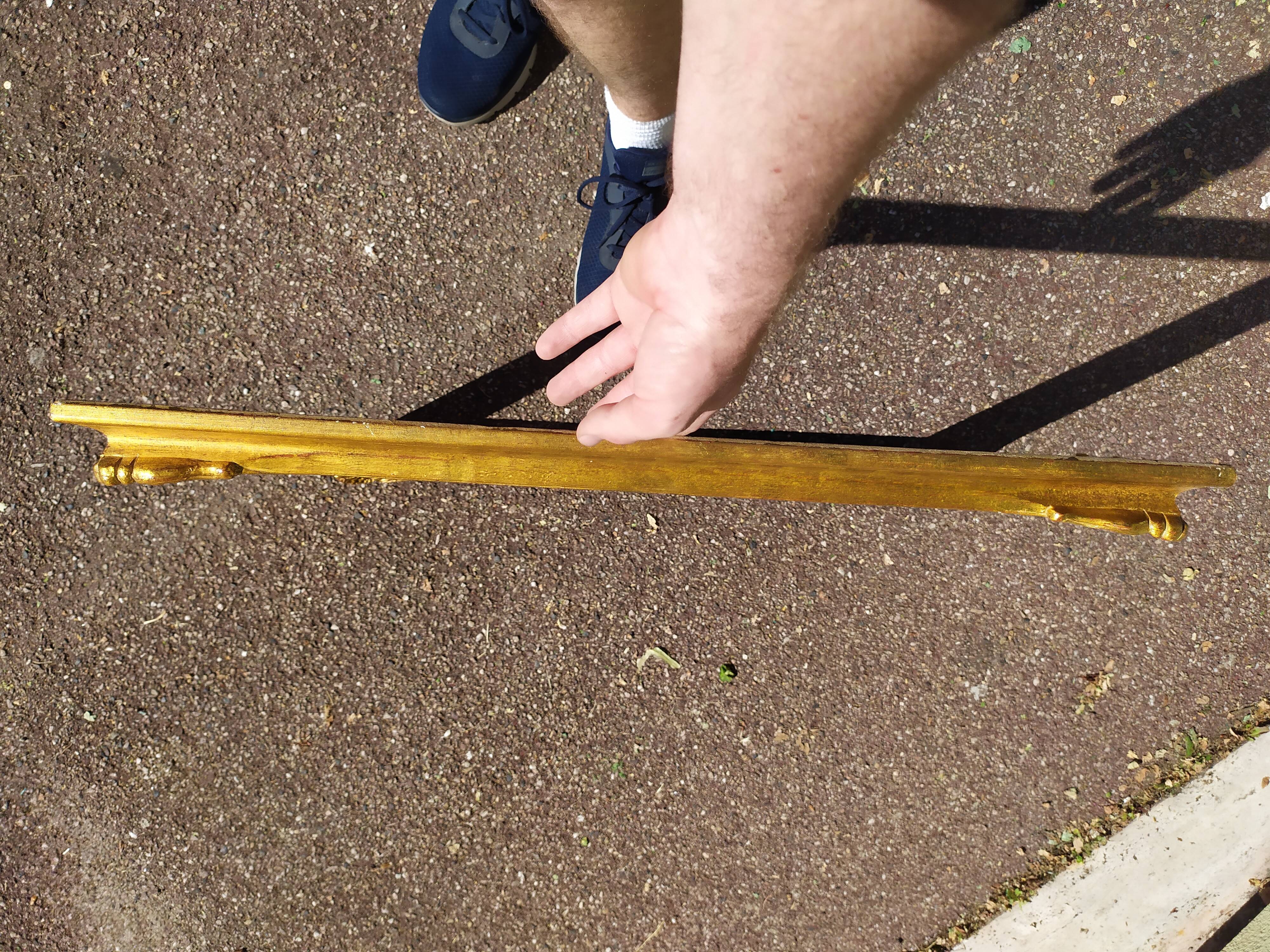 Old frame in gilded wood 58 x 68 cm