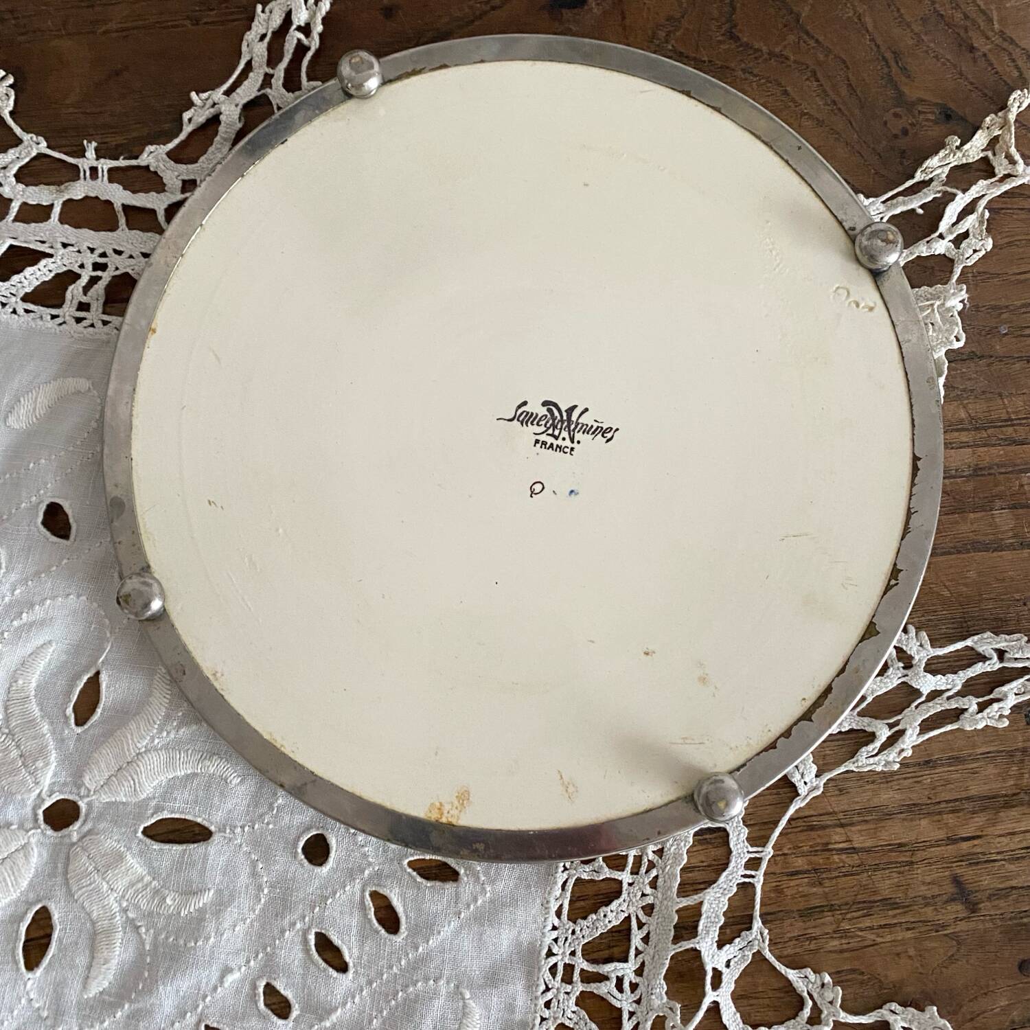 Sarreguemines Dubarry earthenware trivet