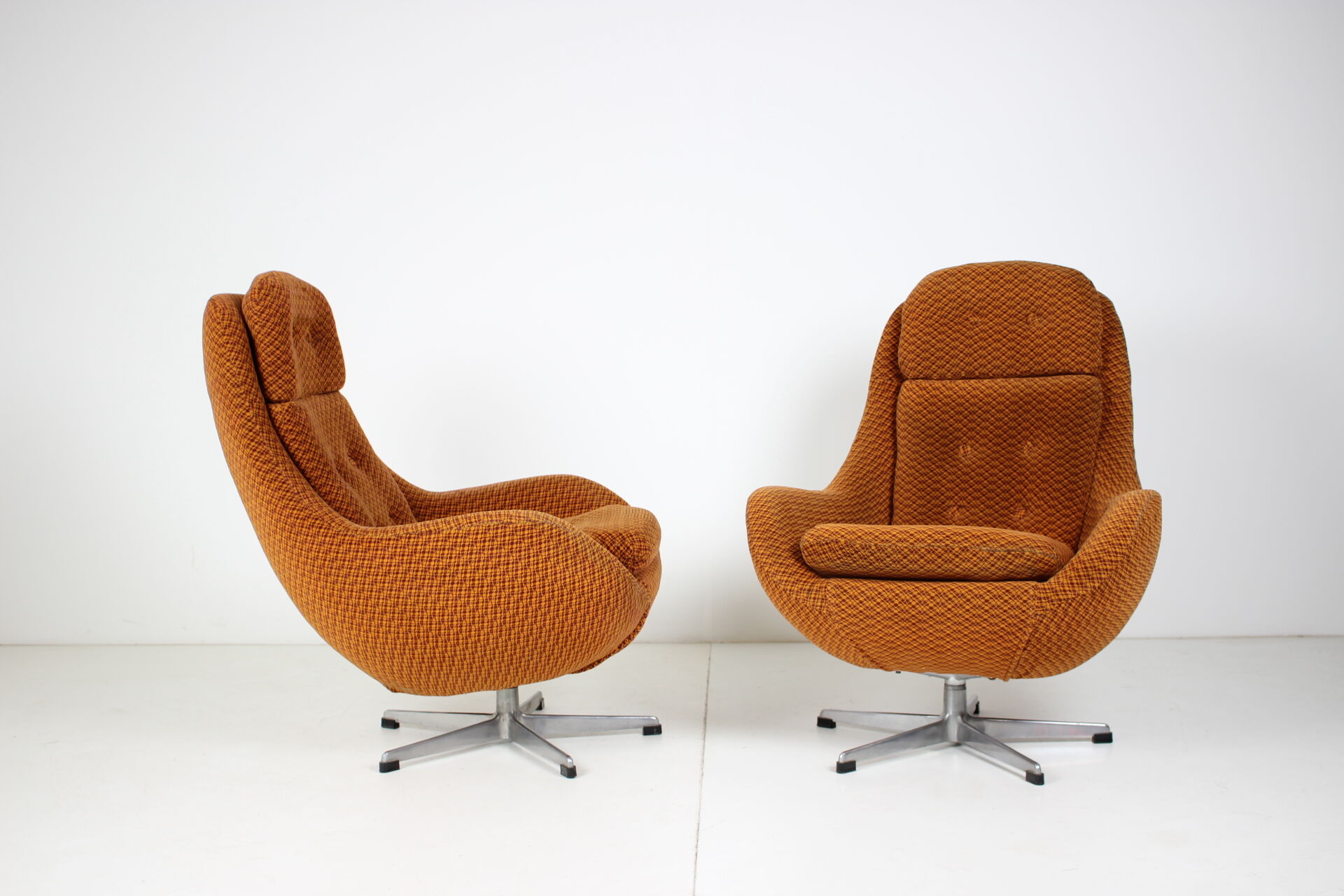 Set of two orange wing armchairs Interier Praha, Czechoslovakia