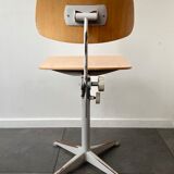 Dutch industrial workshop chair by Friso Kramer for Ahrend Cirkel