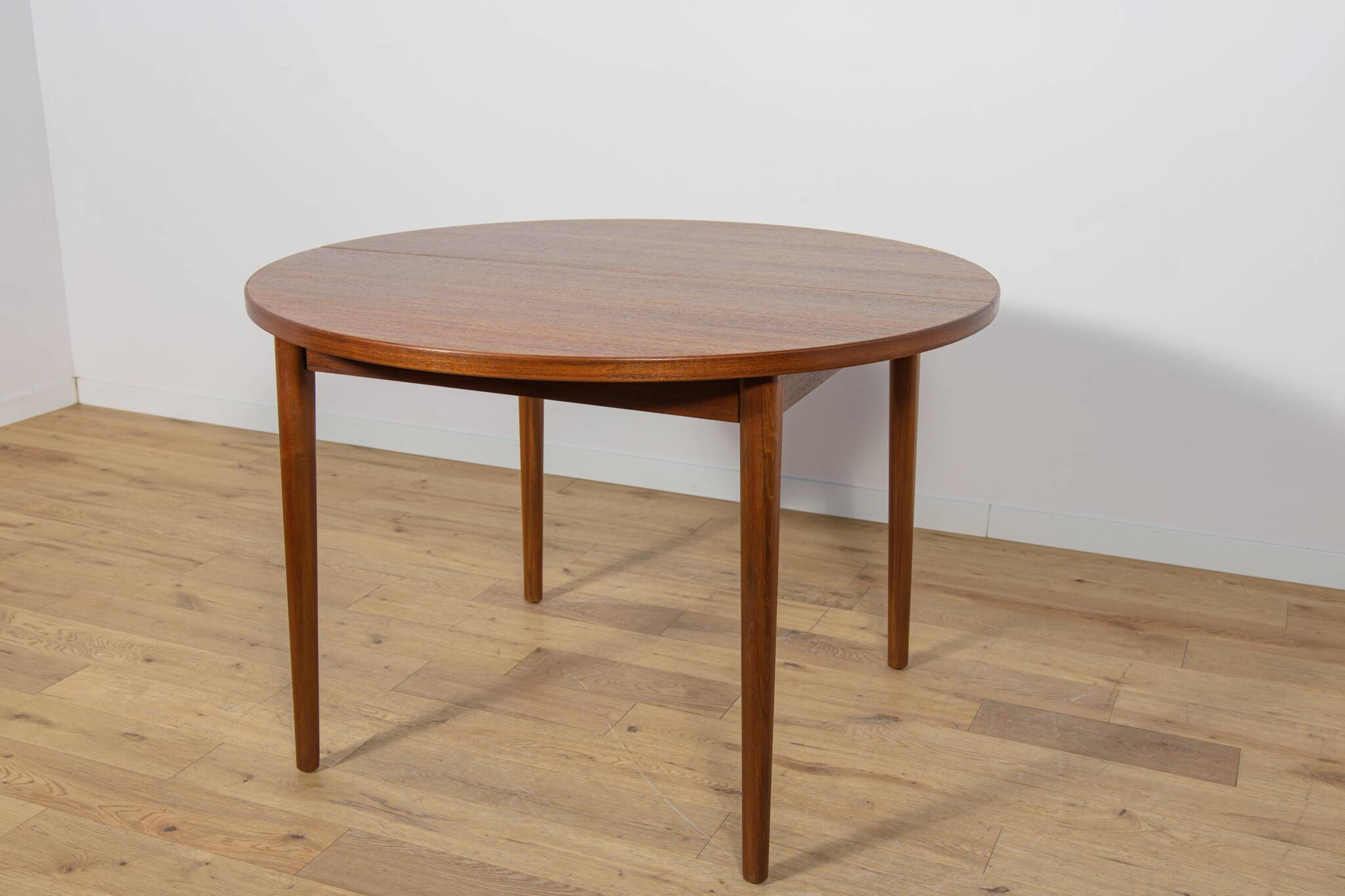 Mid-Century Round Teak Dining Table by Nils Jonsson for Hugo Troeds, Sweden