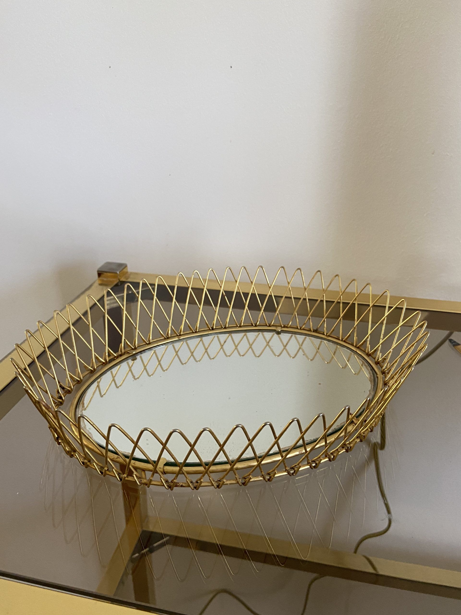 Retractable golden sun mirror 50s
