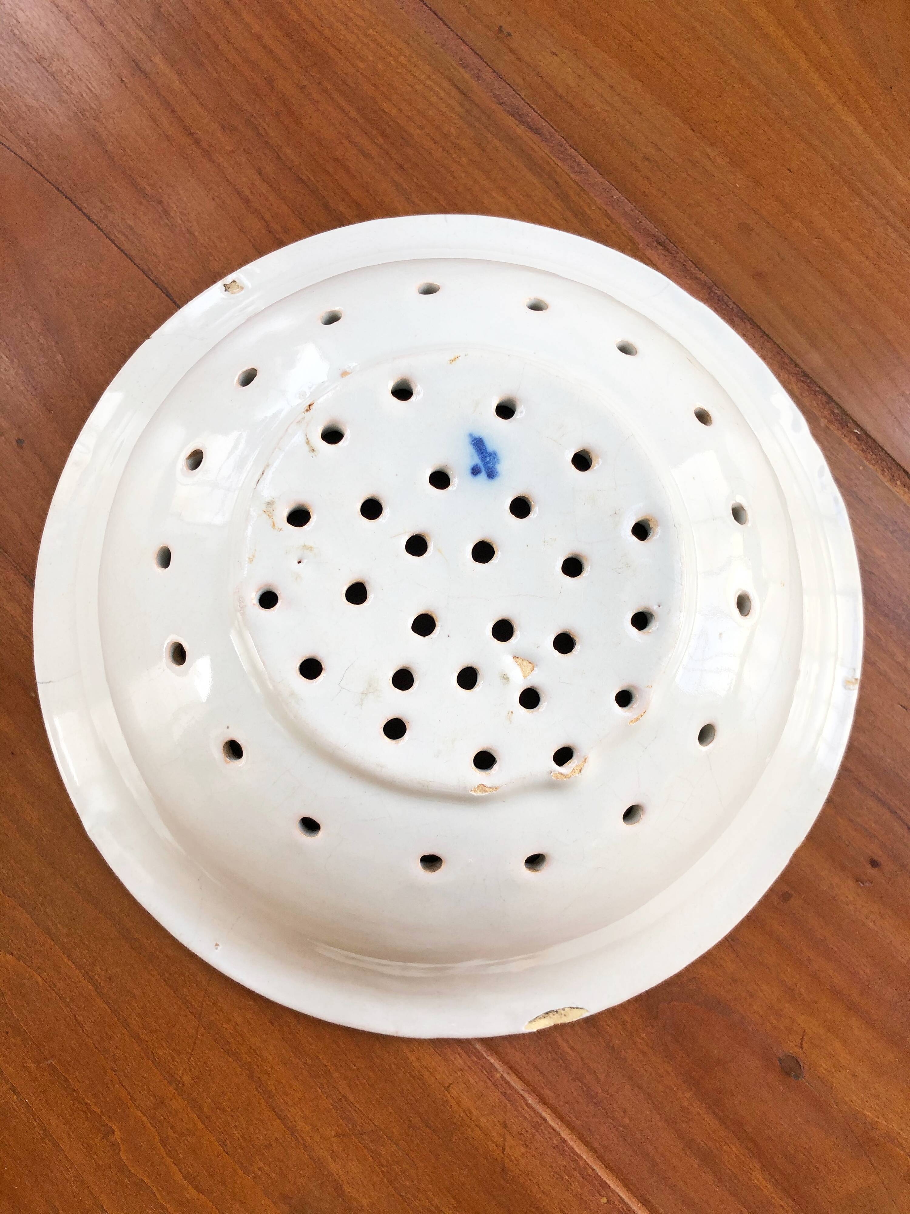 Fruit or vegetable drain dish