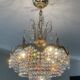 Lustre cascade de pampilles en bronze et cristal