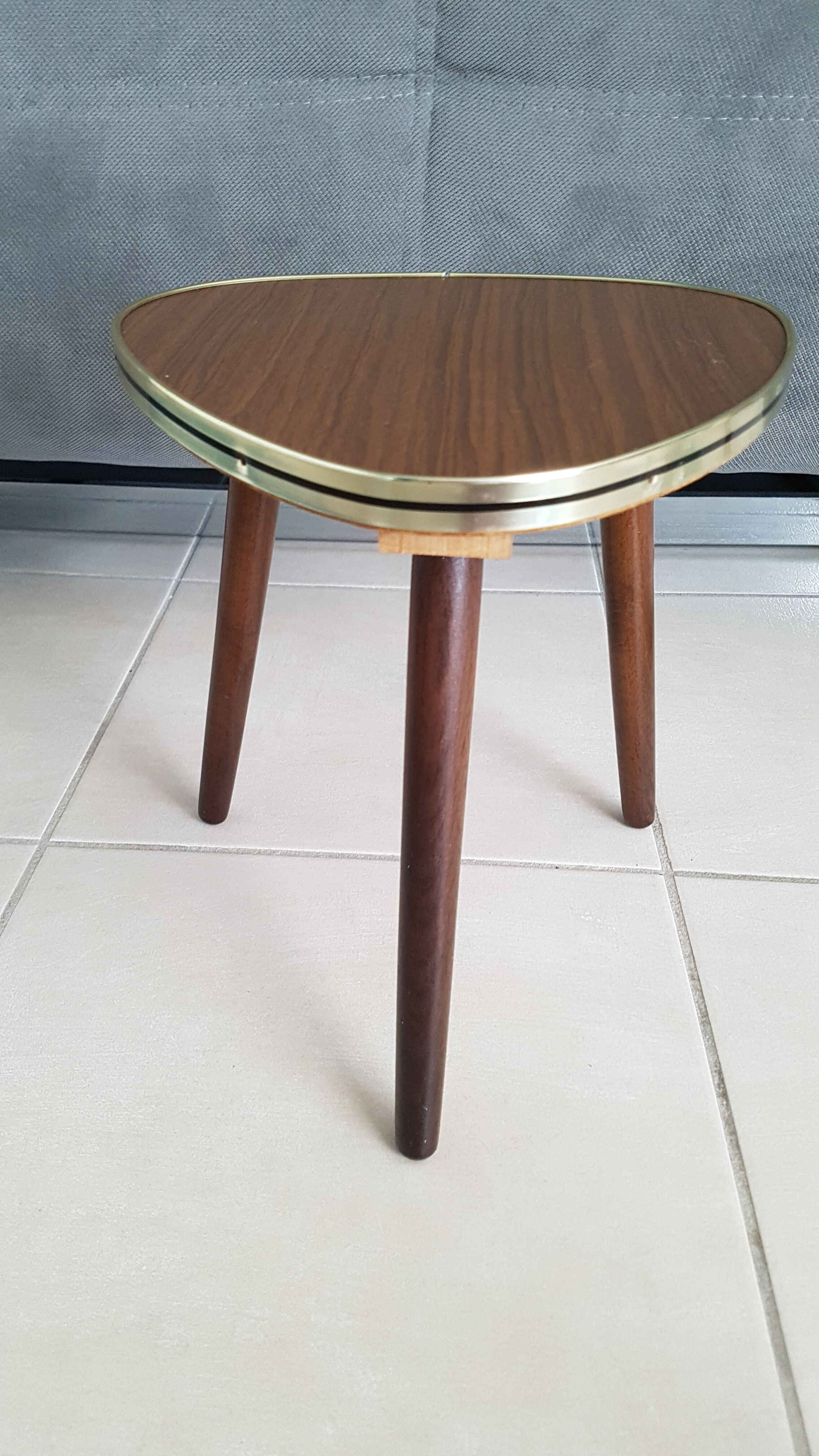 Set of 5 doors plants, pedestal tables, side tables