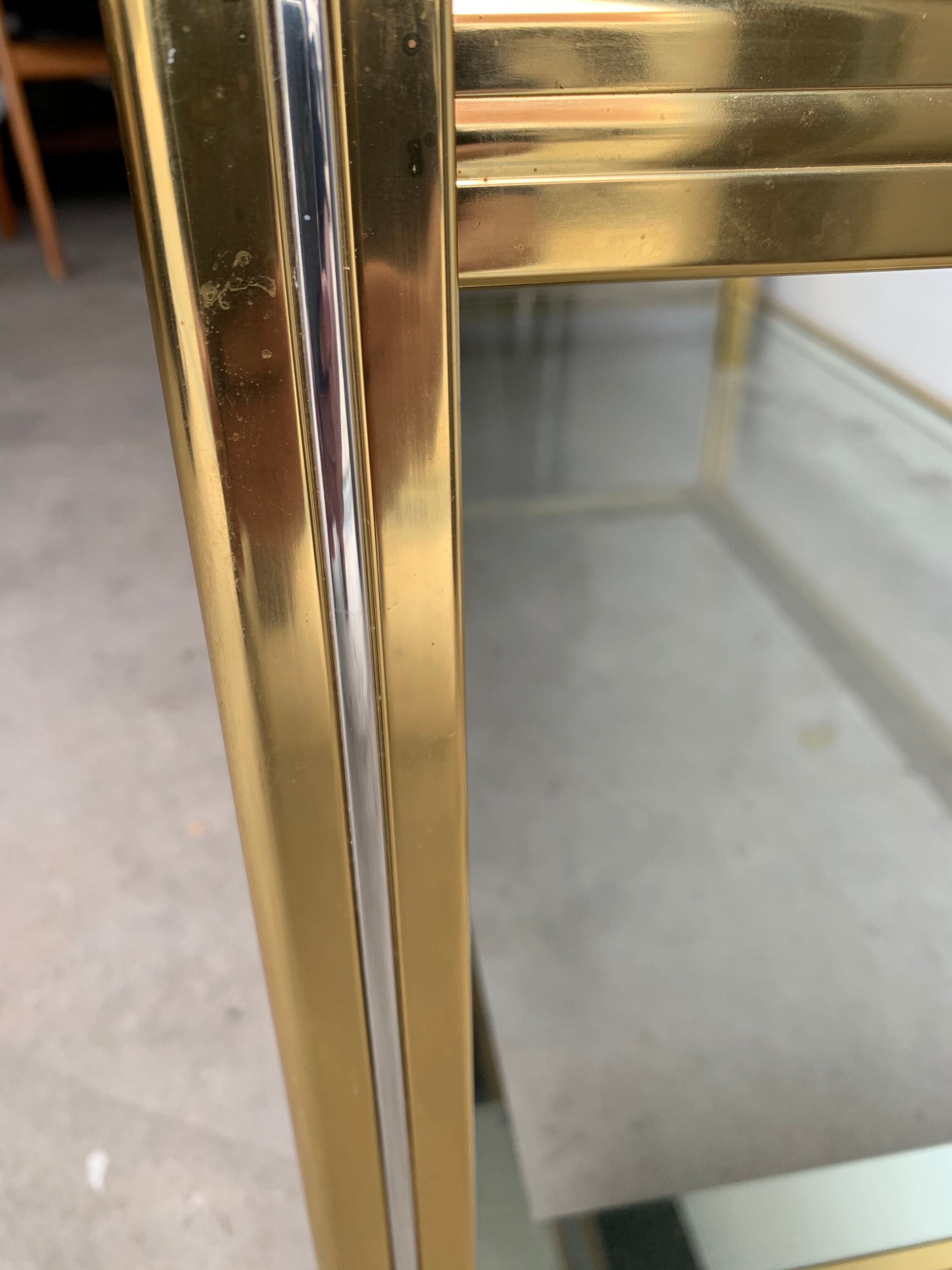 Golden coffee table style de Pierre Vandel, années 1970