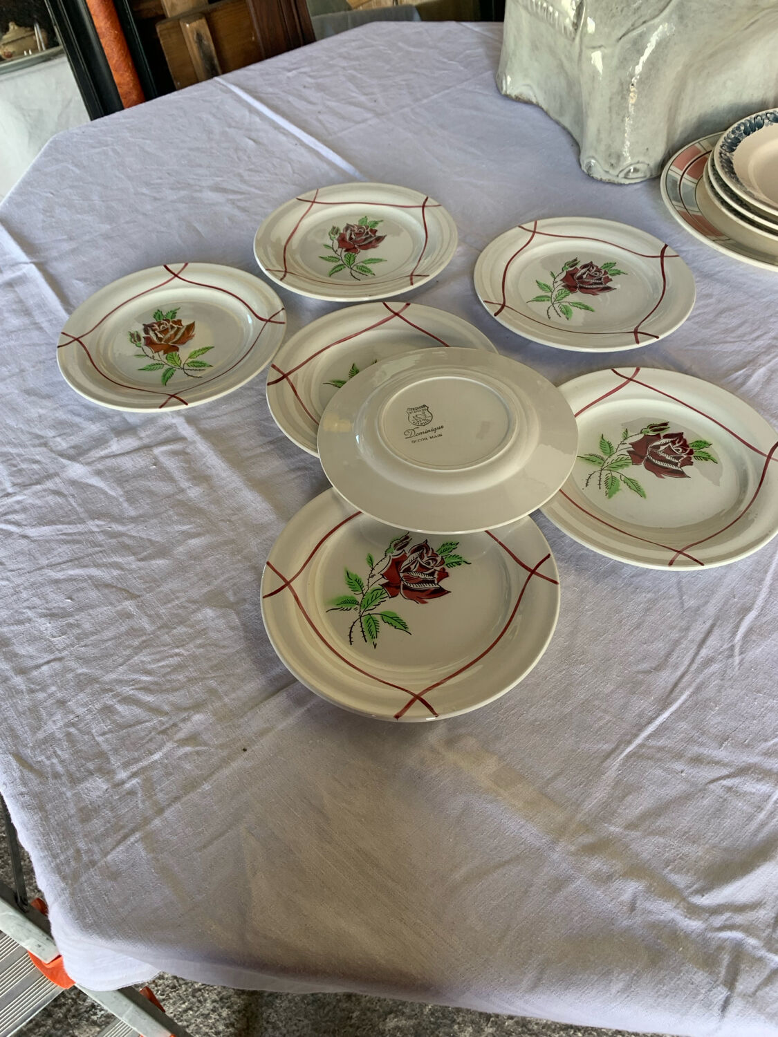 8 flat plates for starter-dessert - Saint-Amand - Model Dominique