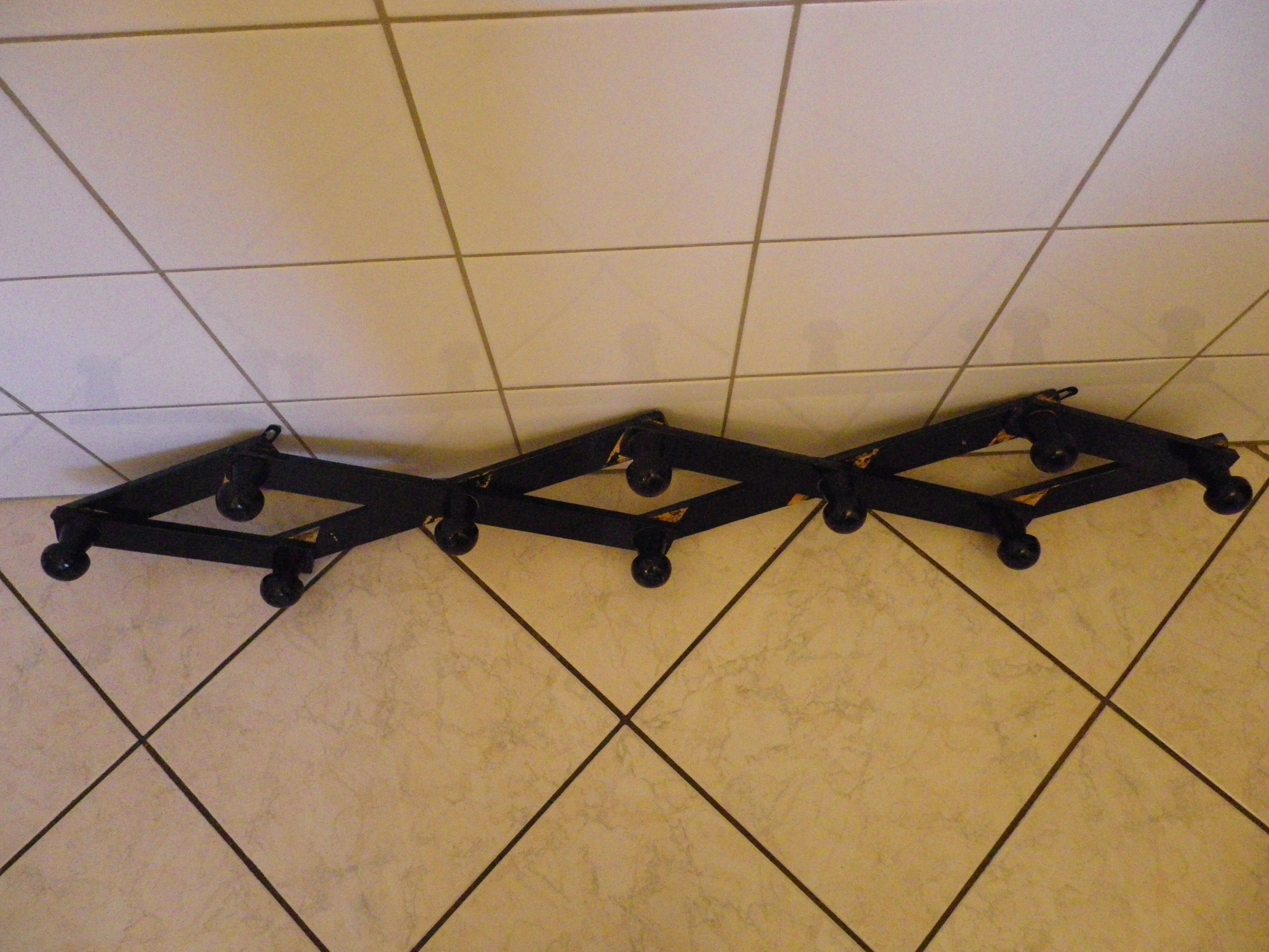Accordeon coatrack 1950/1960