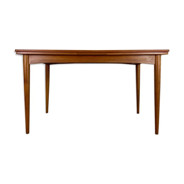 Table à manger en teck danois par Kai Kristiansen années 1960 — Beyit