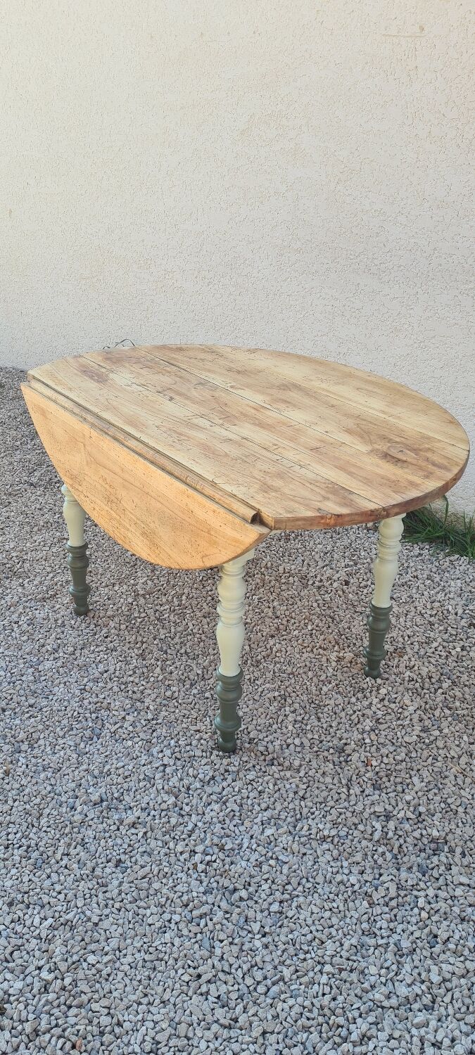 Vintage round table