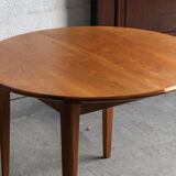 Extendable dining table, round to oval, 1970s