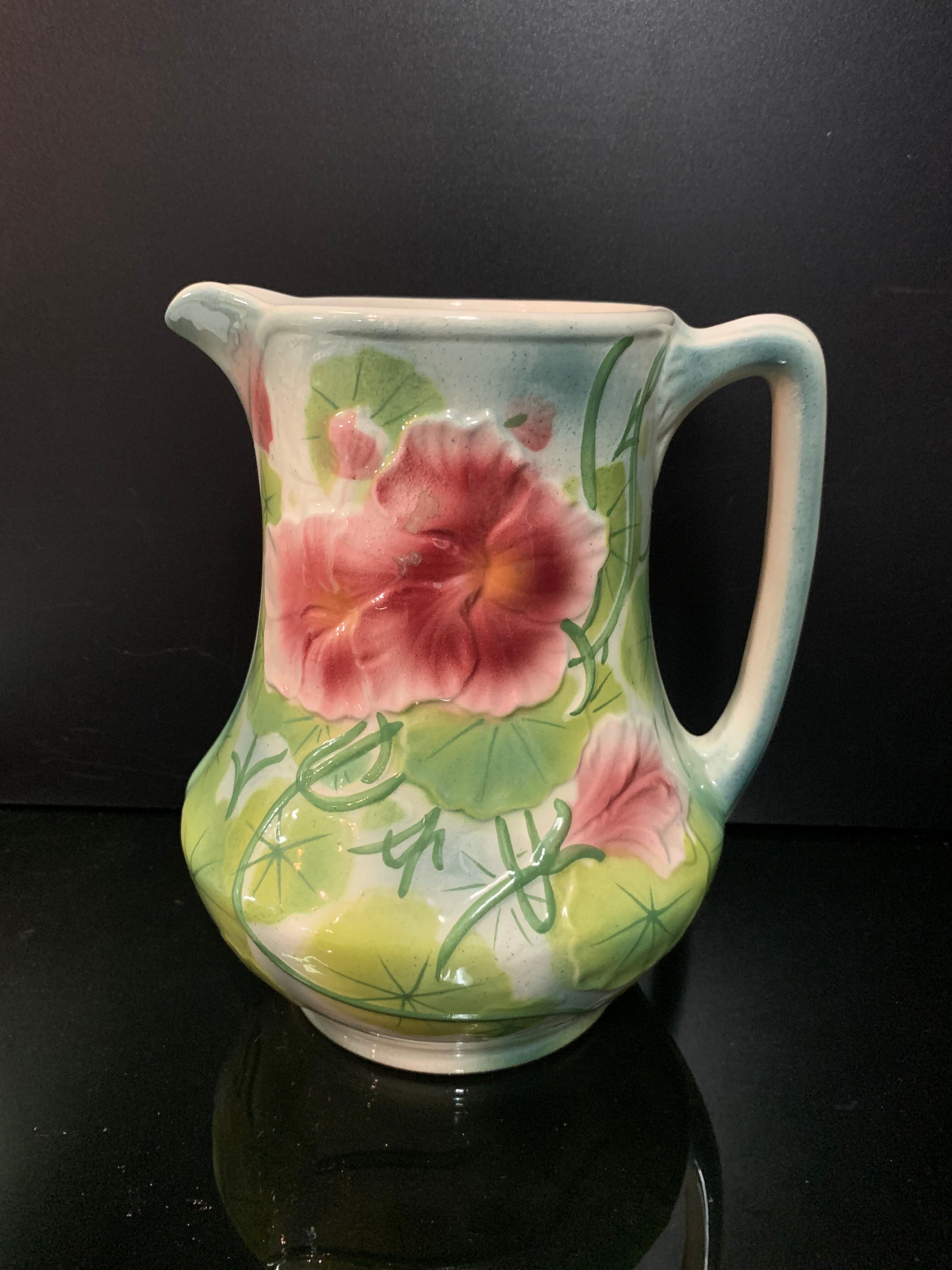 Carafe , pitcher Saint Clément .