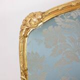 Salon de style Louis XV à chassis en bois doré. Circa 1880.