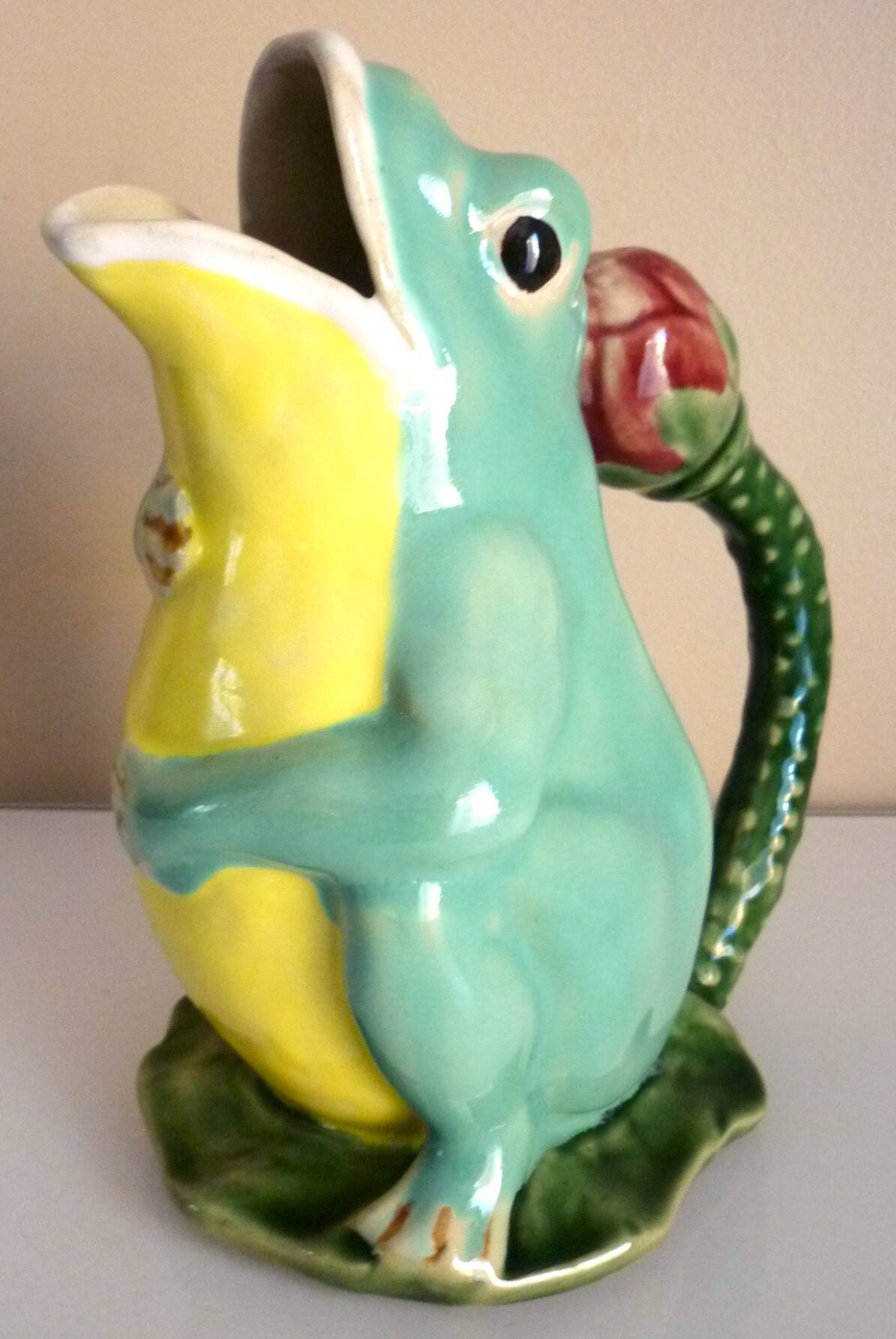 Frog pitcher, glazed ceramic, slipware, signed Athezza Franca