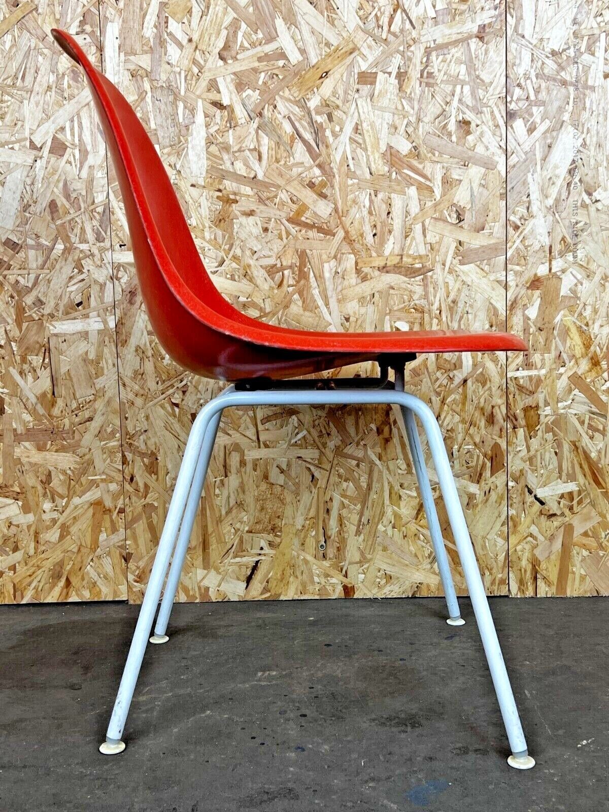 1960's fiberglass chair DSX Charles & Ray Eames Herman Miller