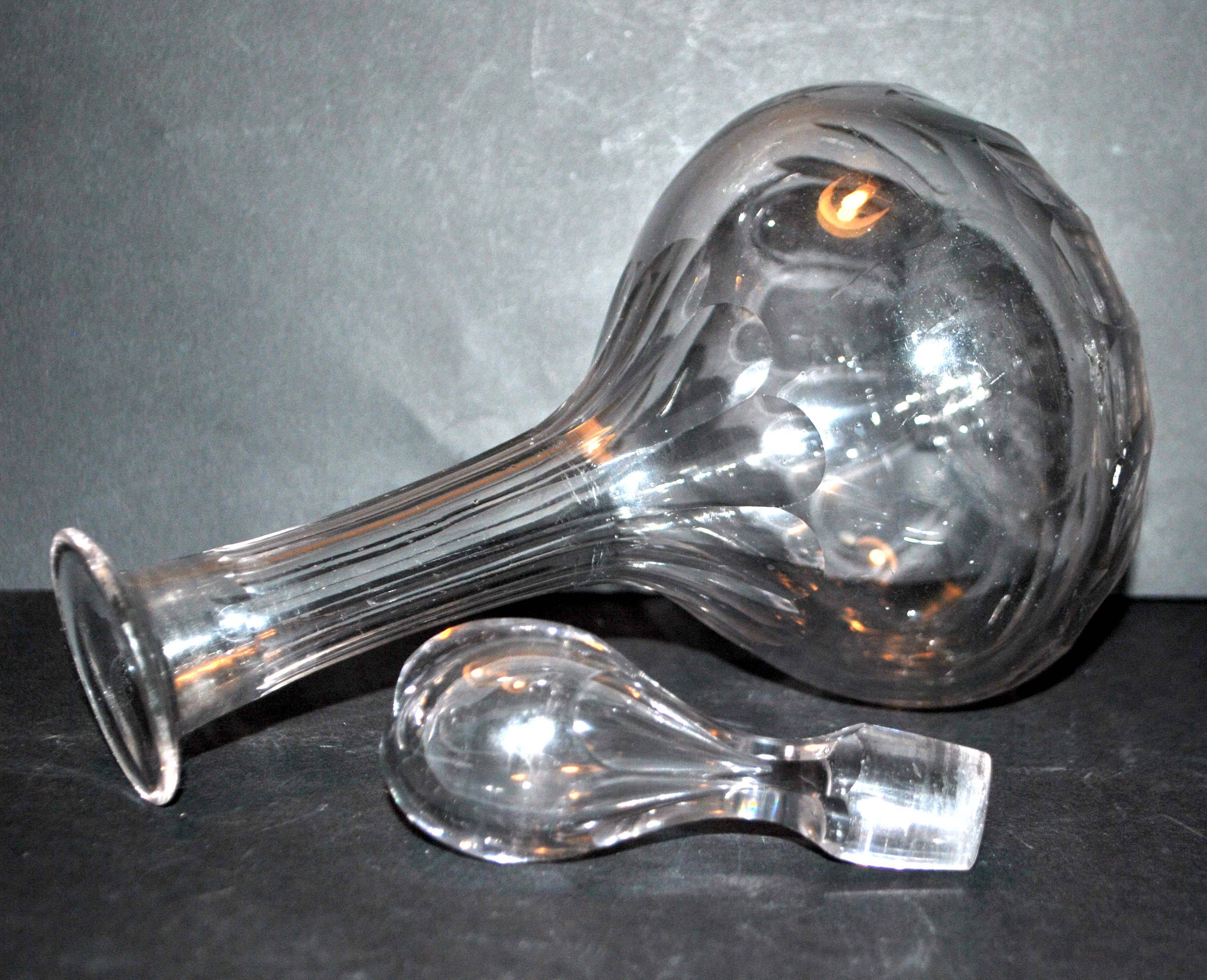 Old baccarat crystal carafe - 1907 catalog gondola shape with flat ribs 21cm