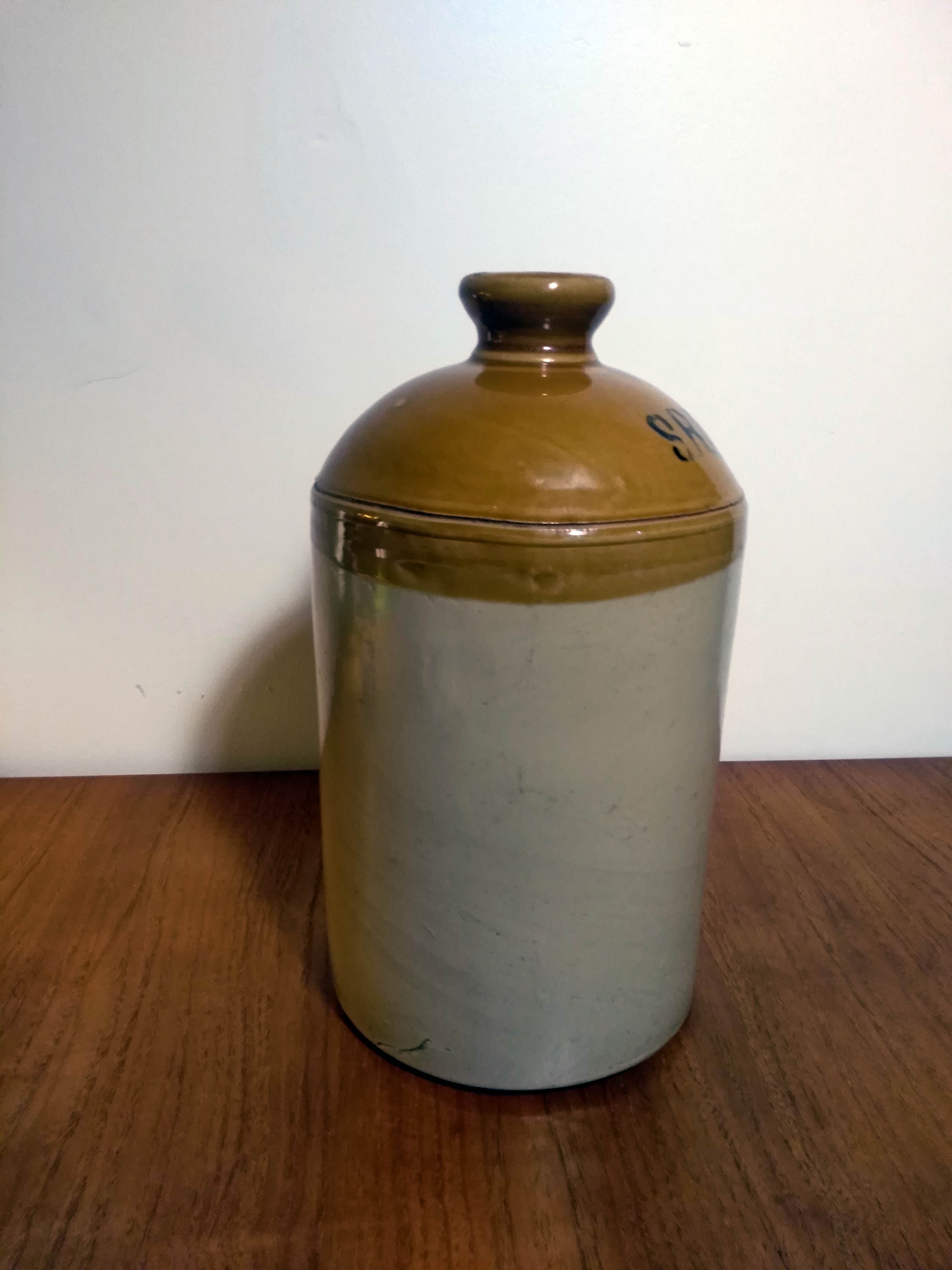 Cylinder, jar, Glazed stoneware S.R.D