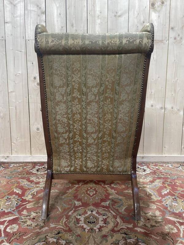 Fauteuil anglais en acajou à oreilles