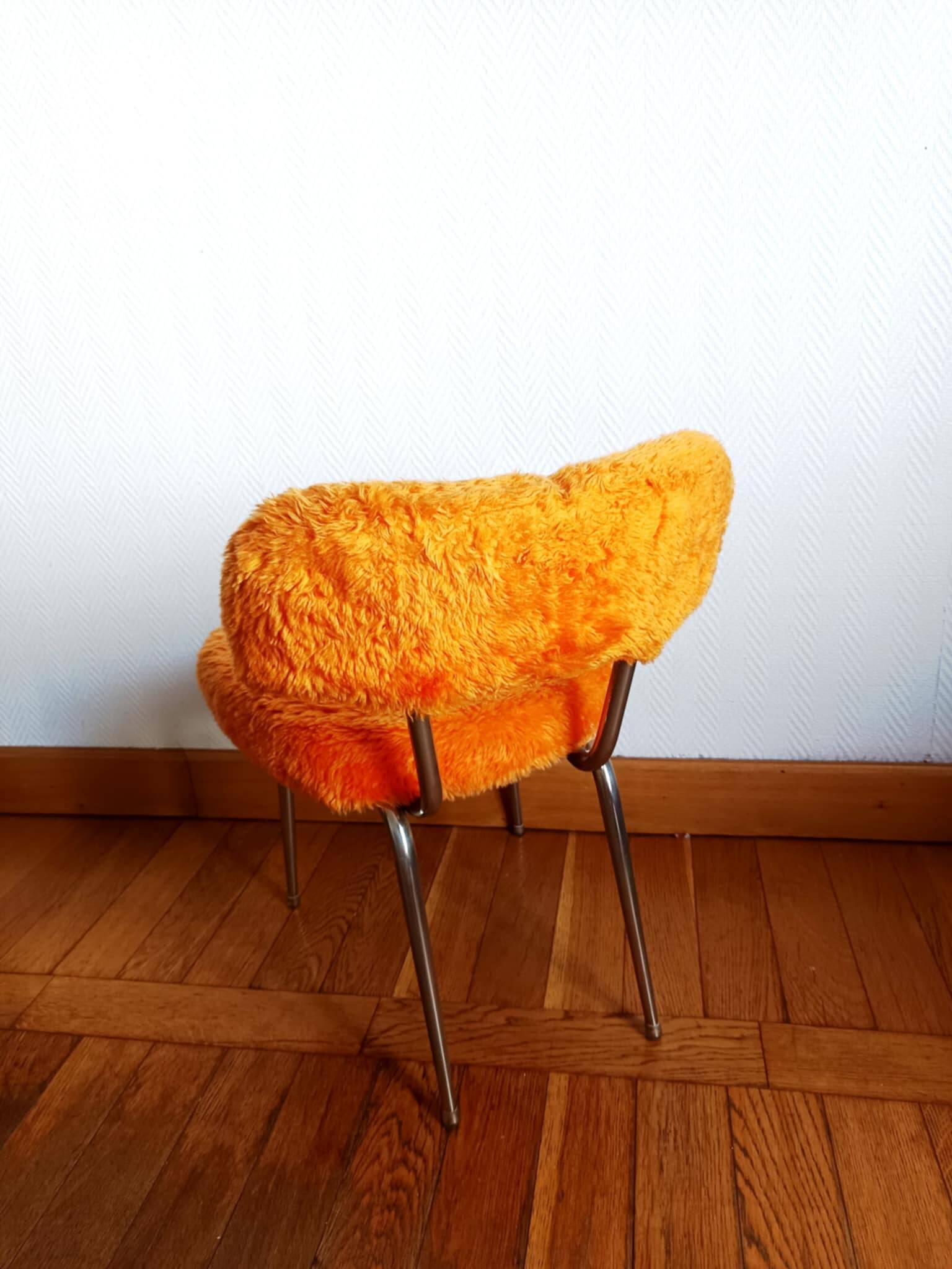 Pelfran orange fluffy chair