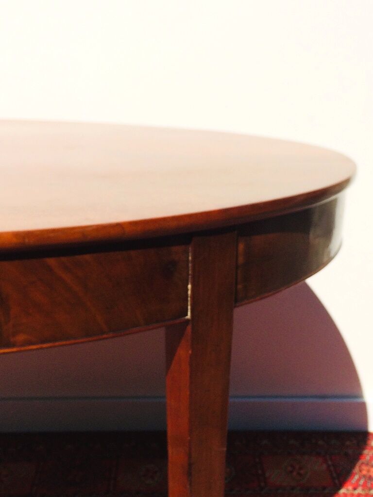 19th expandable empire table 4/6 p