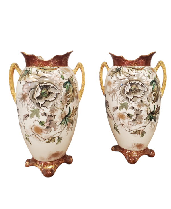 Paire de vases en ceramique de Satsuma