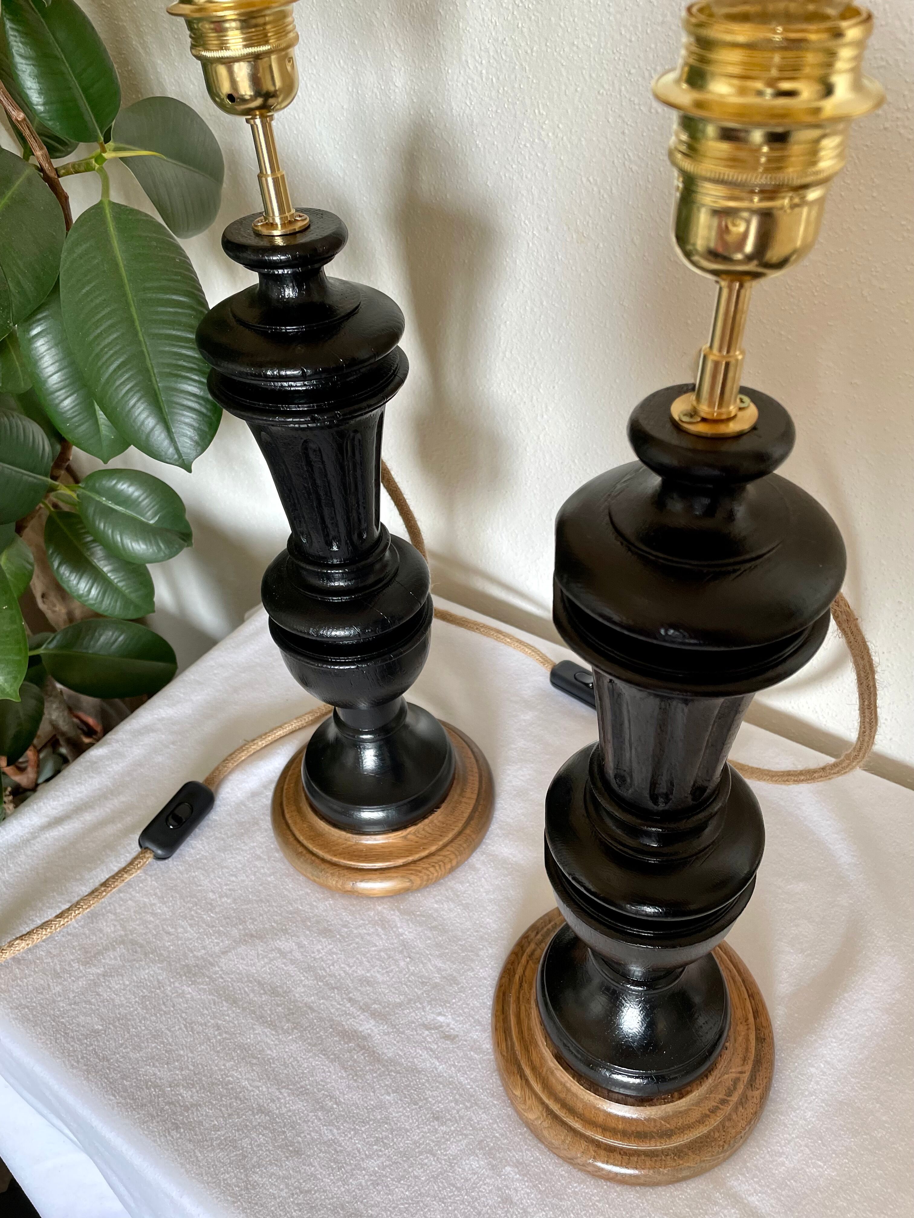 2 pieds de lampe bois et noir