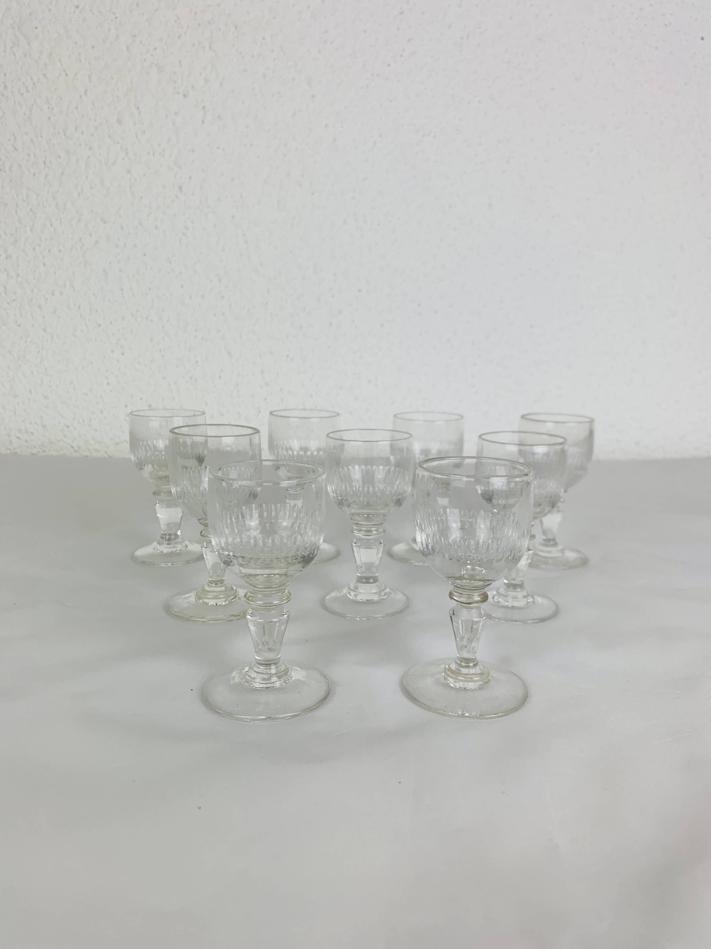 9 Baccarat liqueur glasses, Renaissance model