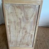 Commode en sapin patiné – 3 tiroirs