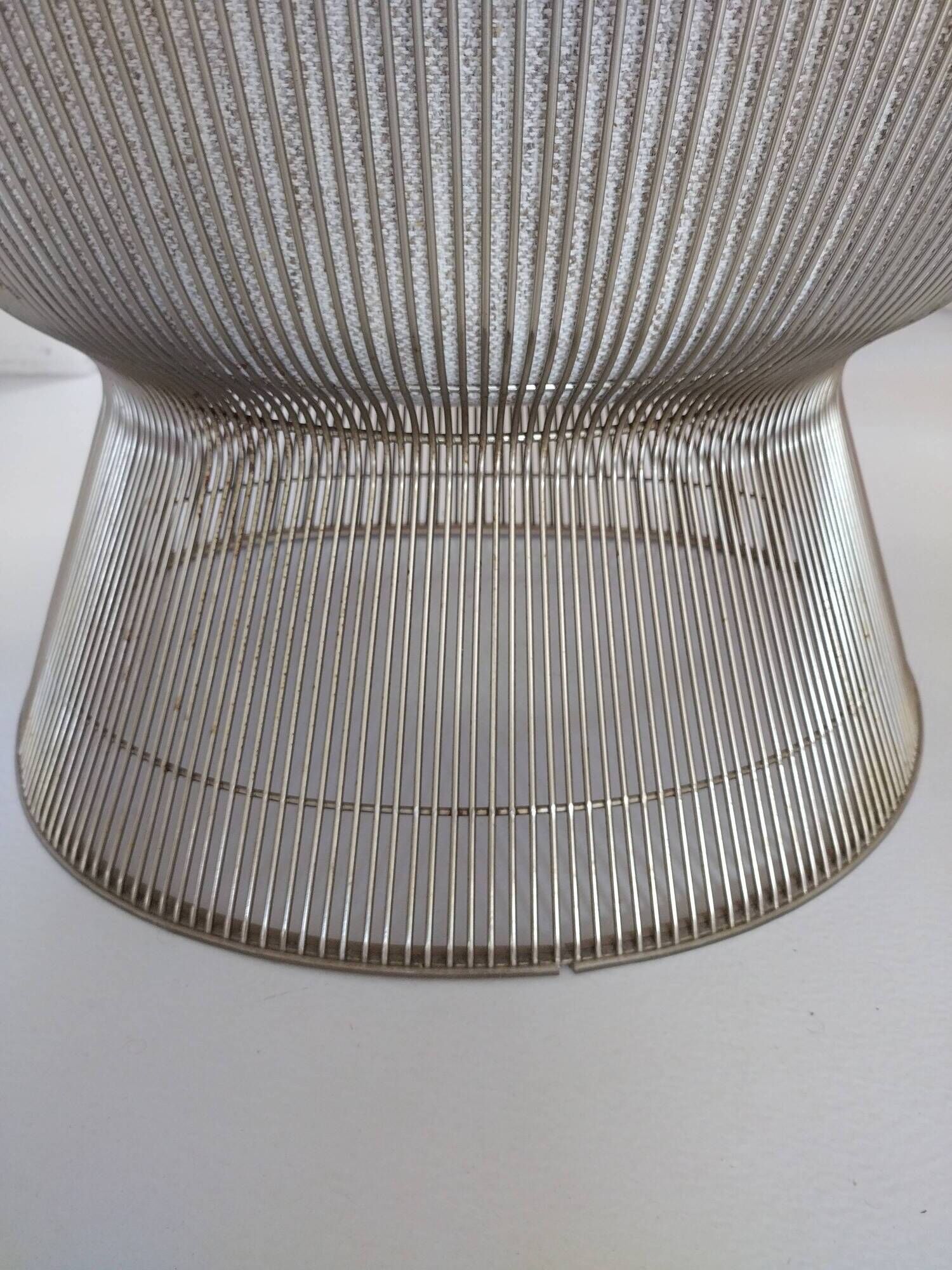Warren Platner armchair published by Knoll